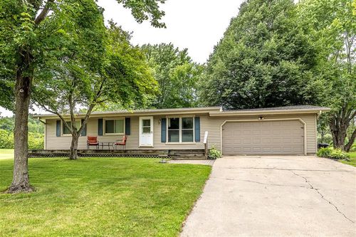 315 Clifton St, Black River Falls, WI, 54615-9310 | Card Image