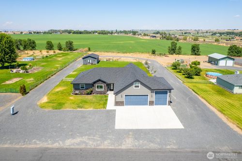 10316 Road 5.9 Ne, Moses Lake, WA, 98837-9386 | Card Image