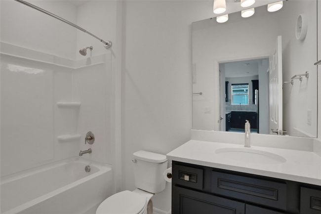 564 Jubilee Cir, Home with 2 bedrooms, 2 bathrooms and null parking in YULEE FL | Image 21