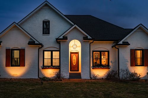 95 Old 25 Loop, Castalian Springs, TN, 37031-5552 | Card Image