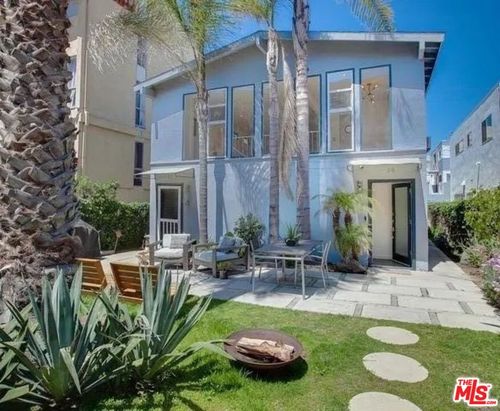 25 Catamaran St, Marina del Rey, CA, 90292-5707 | Card Image