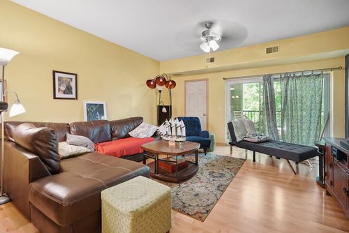 apt-204-1505 5th St N, Hopkins, MN, 55305-6211 | Card Image