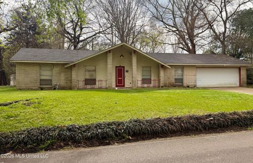 1455 Wooddell Dr, Jackson, MS, 39212-2611 | Card Image