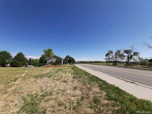 10221 York Pl, Thornton, CO, 80229-2330 | Card Image