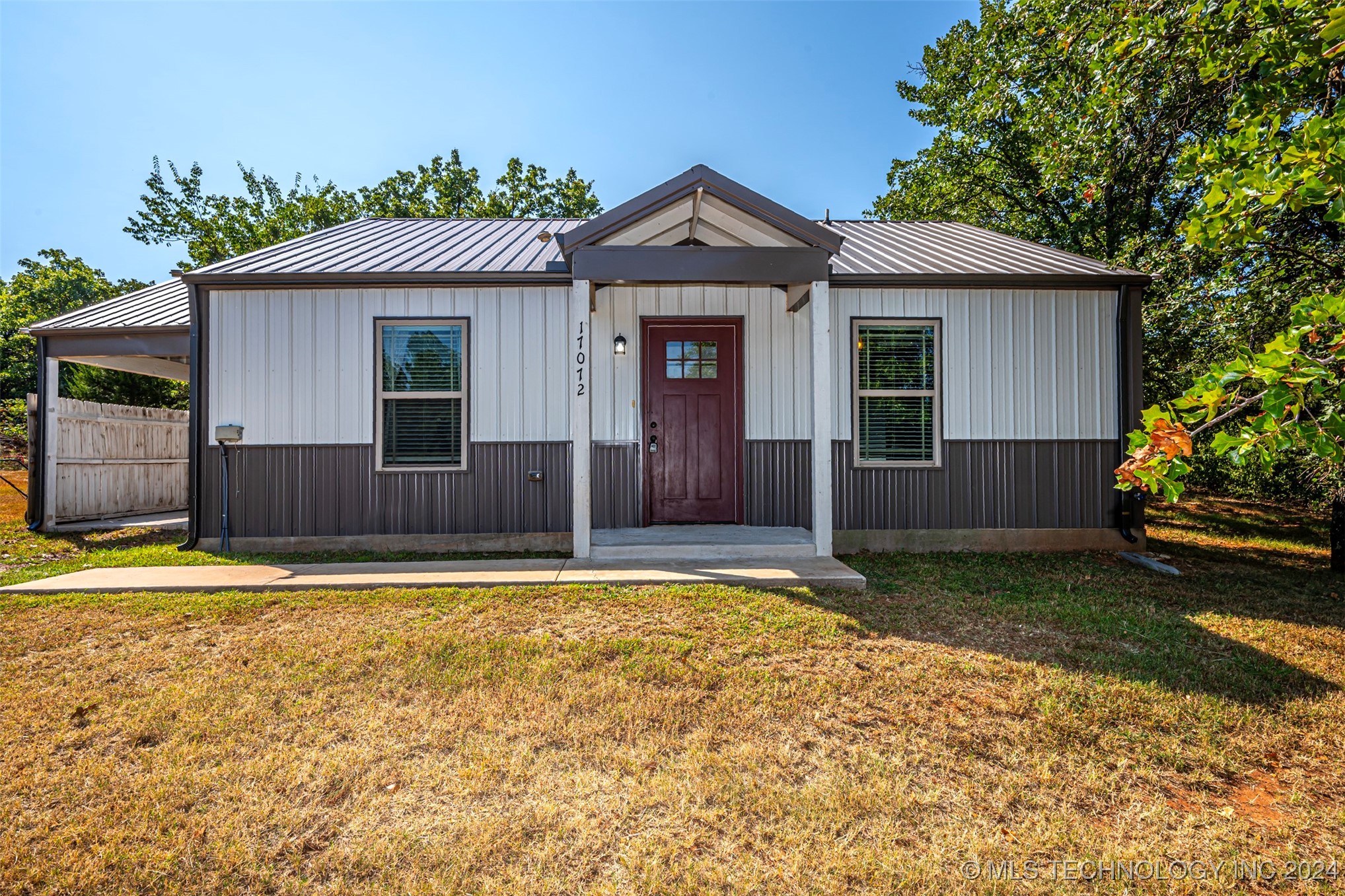 Hidden Ln, Blanchard, OK 73010