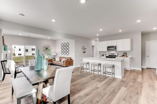 1030 Shoreview Dr, Jordan, MN, 55352-3421 | Card Image