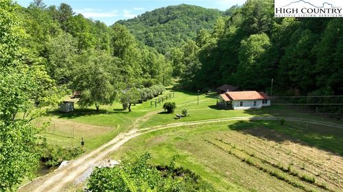 7227 Hwy 90, Collettsville, NC, 28611 | Card Image