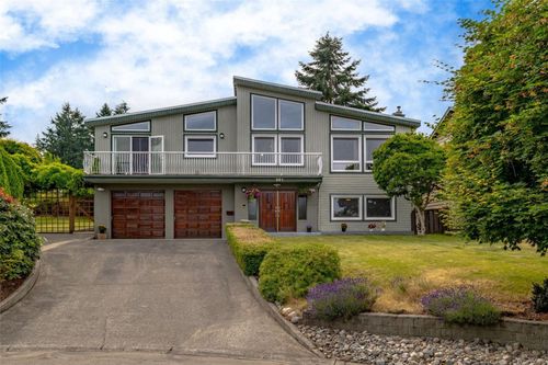 321 Carnoustie Pl, Nanaimo, BC, V9T4S2 | Card Image