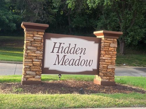 13351 Hiddencrest Ln, Ballwin, MO, 63021-5844 | Card Image