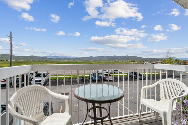 Balcony with a mountain view | Image 21
