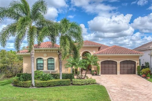 3200 Atlantic Cir, NAPLES, FL, 34119-8640 | Card Image