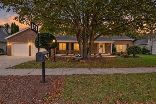 1210 Wilshire Ct, Champaign, IL, 61821-6915 | Card Image