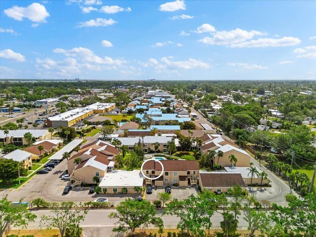 6348 - 6348 7 Th Ave W, Condo with 3 bedrooms, 2 bathrooms and null parking in BRADENTON FL | Image 31