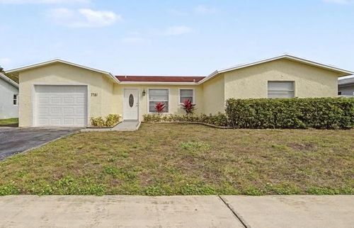 7781 Nw 46th St, Lauderhill, FL, 33351-5711 | Card Image