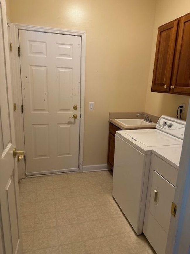 Laundry room | Image 12