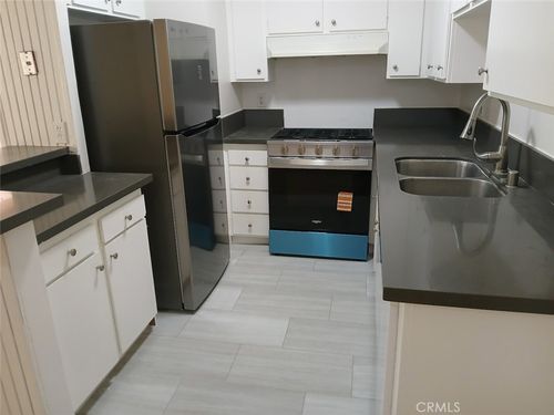 110-1001 W Macarthur Blvd, Santa Ana, CA, 92707-4524 | Card Image