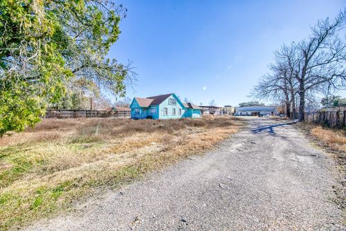 302 Rogers St, Houston, TX, 77022-1618 | Card Image