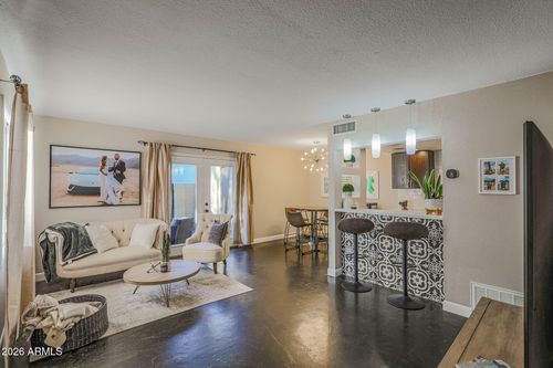 4240 N 81st Street, Scottsdale, AZ, 85251 | Card Image