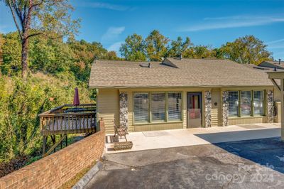 10B - 251 Carolina Drive, Condo with 2 bedrooms, 2 bathrooms and null parking in Tryon NC | Image 1