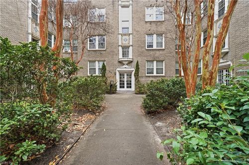 apt-a5-940 Gates Ave, Norfolk, VA, 23517-1642 | Card Image