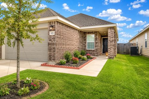 421 Sussex Dr, Everman, TX, 76140-2031 | Card Image