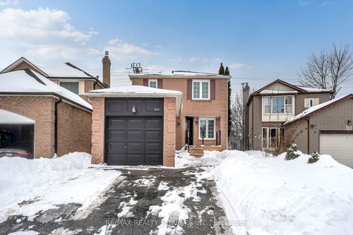 109 Millington Cres, Ajax, ON, L1T1R7 | Card Image