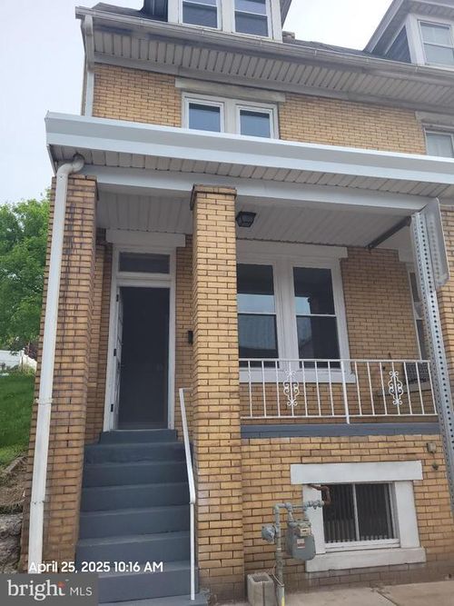 505 N Front St, STEELTON, PA, 17113-2126 | Card Image