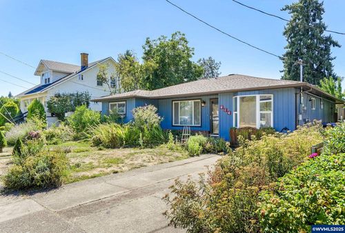 414 N 2nd St, Jefferson, OR, 97352-9706 | Card Image