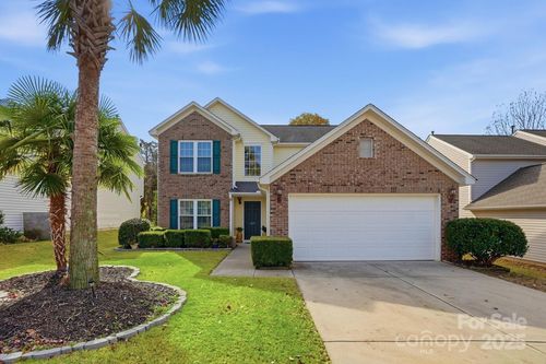 143 Amber Woods Dr, Tega Cay, SC, 29708-6421 | Card Image