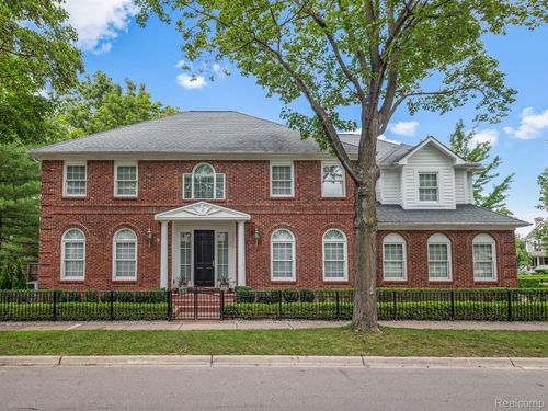 788 S Bates St, Birmingham, MI, 48009-1944 | Card Image