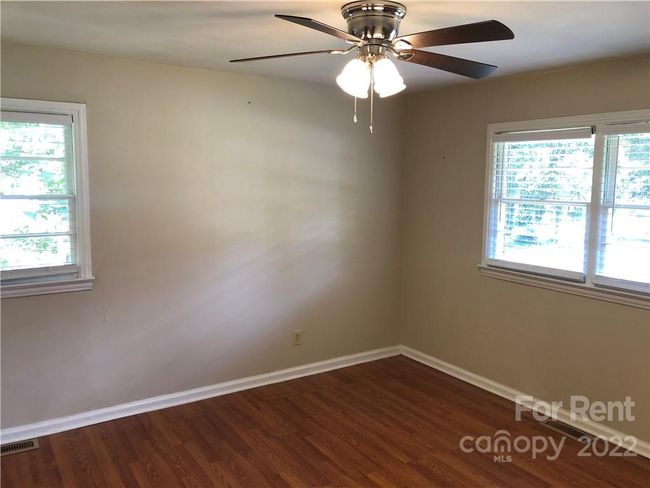 1043 Green Circle Dr, Home with 3 bedrooms, 1 bathrooms and null parking in Gastonia NC | Image 19