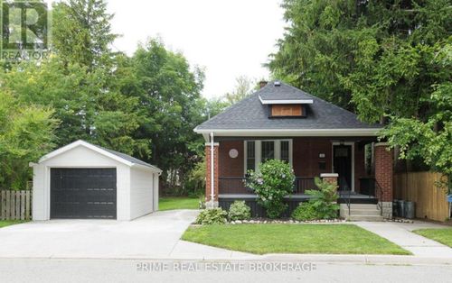 14 Carlton Ave, London, ON, N5Y3M5 | Card Image