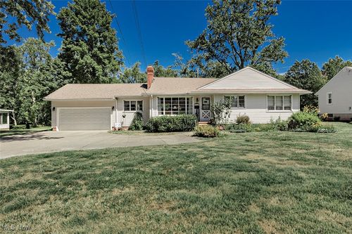 5503 Wilson Mills Rd, Highland Heights, OH, 44143-3251 | Card Image