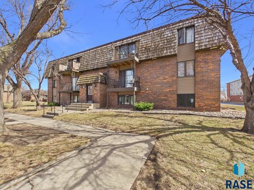 203-3712 S Terry Ave Avenue, Sioux Falls, SD, 57106 | Card Image
