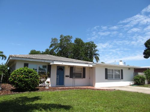 3900 12th St Ne, ST PETERSBURG, FL, 33703-5220 | Card Image