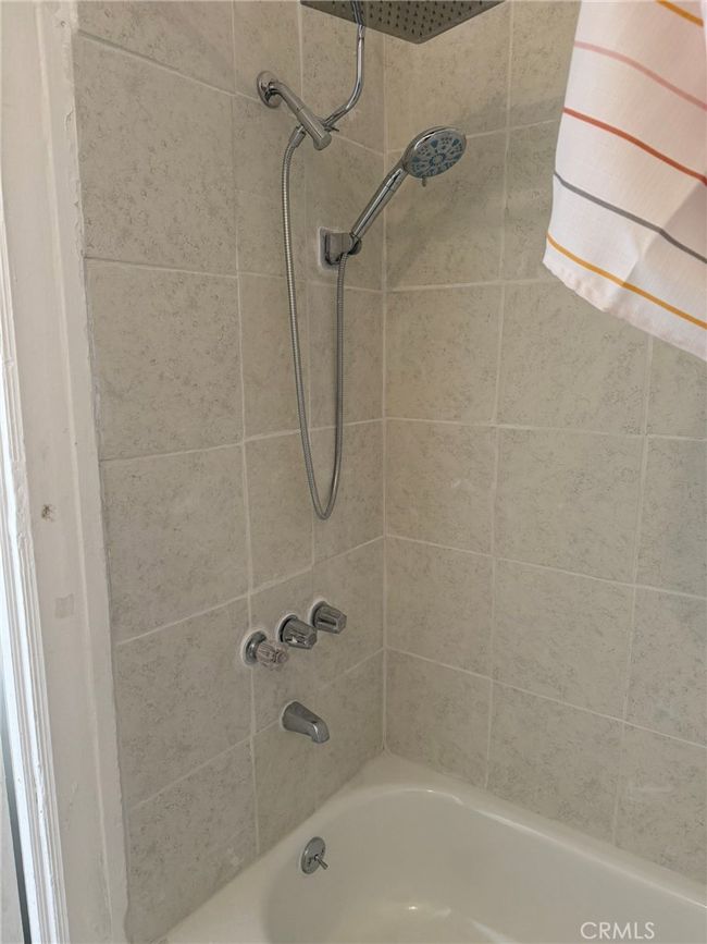 APT-2 - 473 N Euclid Ave, Home with 0 bedrooms, 1 bathrooms and 2 parking in Pasadena CA | Image 8