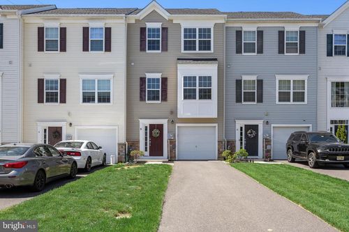 8 Iron Gate Rd, SICKLERVILLE, NJ, 08081-9582 | Card Image