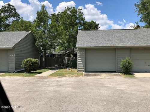103 Ashley Pl, New Bern, NC, 28562-8870 | Card Image