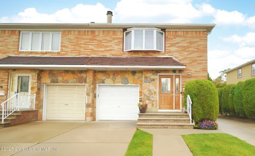 30 Greencroft Ave, Staten Island, NY, 10308-3036 | Card Image
