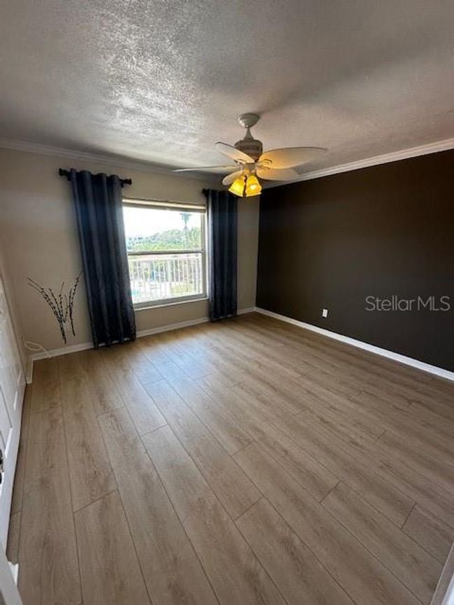 Guest Suite-New Flooring | Image 27