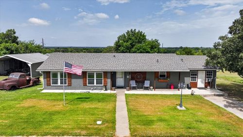 907 Denver St, Alvord, TX, 76225-5081 | Card Image