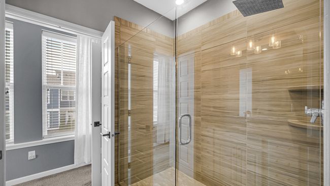 Master En Suite | Image 13