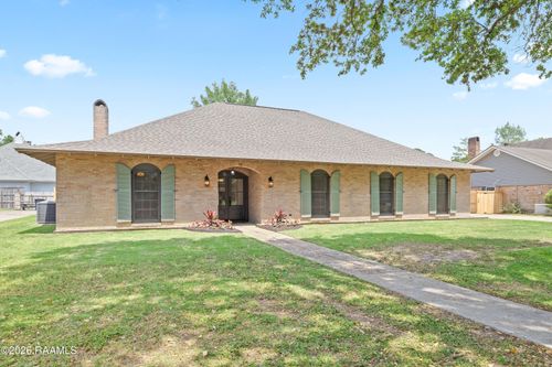 12 Rue De Verger, New Iberia, LA, 70563-1810 | Card Image