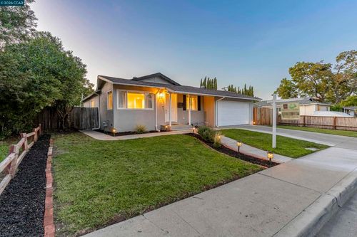 1891 Gilly Ln, Concord, CA, 94518-3215 | Card Image