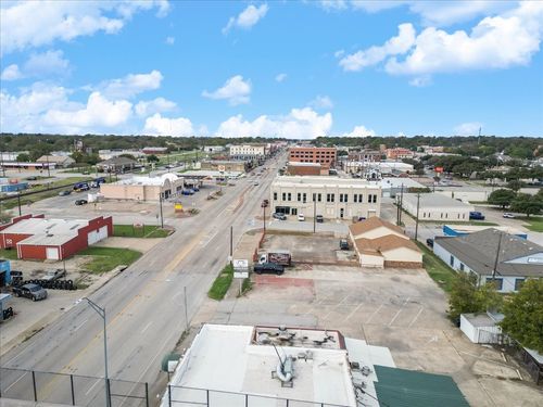 419 E Moore Ave, Terrell, TX, 75160-3211 | Card Image