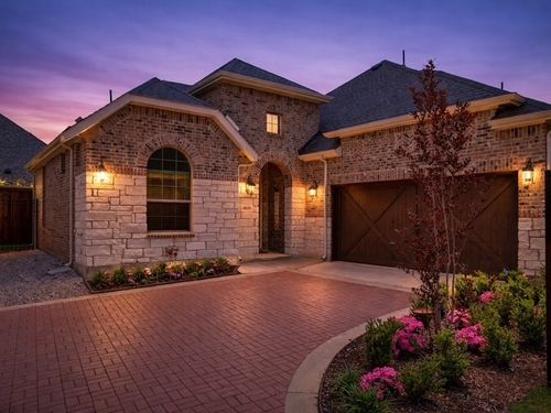 4831 Forest Crest Pkwy, Arlington, TX, 76005-1422 | Card Image