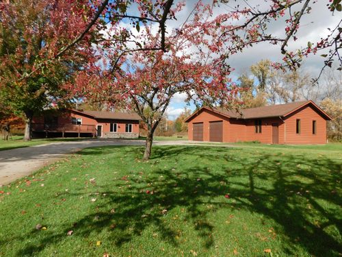 13636 42nd St Se, Clear Lake, MN, 55319-9307 | Card Image