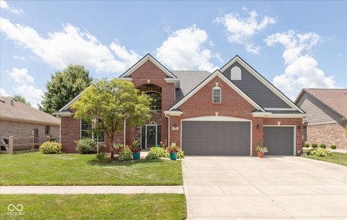 494 Leah Way, Greenwood, IN, 46142-1986 | Card Image