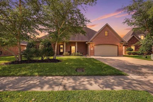 204 Winding Brook Dr, Lumberton, TX, 77657-7058 | Card Image