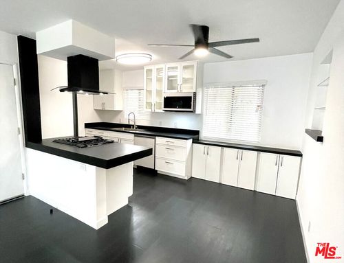 apt-4-525 Broadway St, Venice, CA, 90291-3351 | Card Image